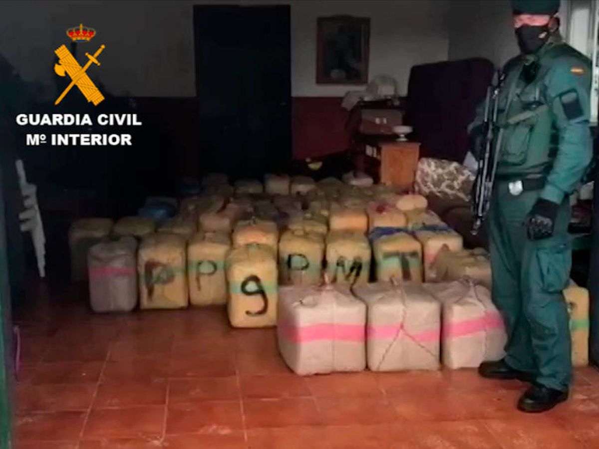 Foto: La "Operación Impasible" ha permitido incautar 3.150 kilos de hachís (Guardia Civil)
