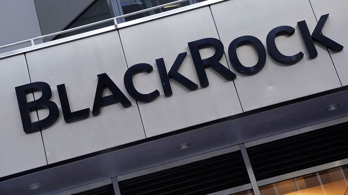 La opción fallida de BlackRock calienta el rescate de Credit Suisse en plena negociación con su archirrival UBS