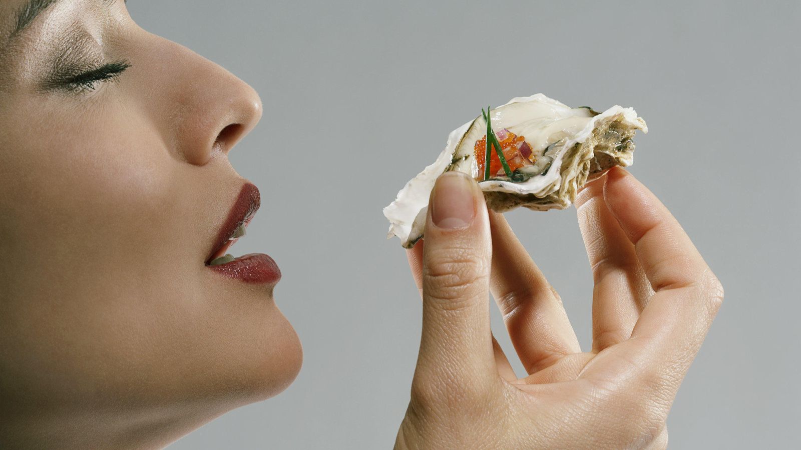 Foto: ¿De verdad existen alimentos que incrementan el deseo sexual? (Corbis)