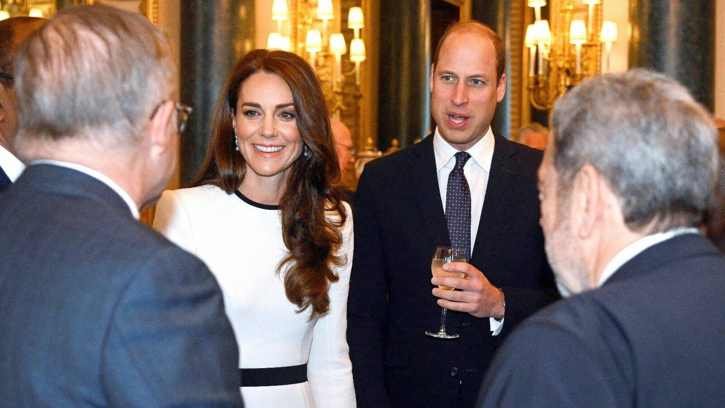 Kate Middleton y el príncipe Guillermo, en la comida con los primeros ministros. (Cordon Press)