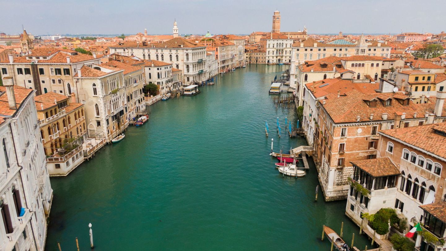 El Gran Canal de Venecia. (EFE/Fabio Muzzi)