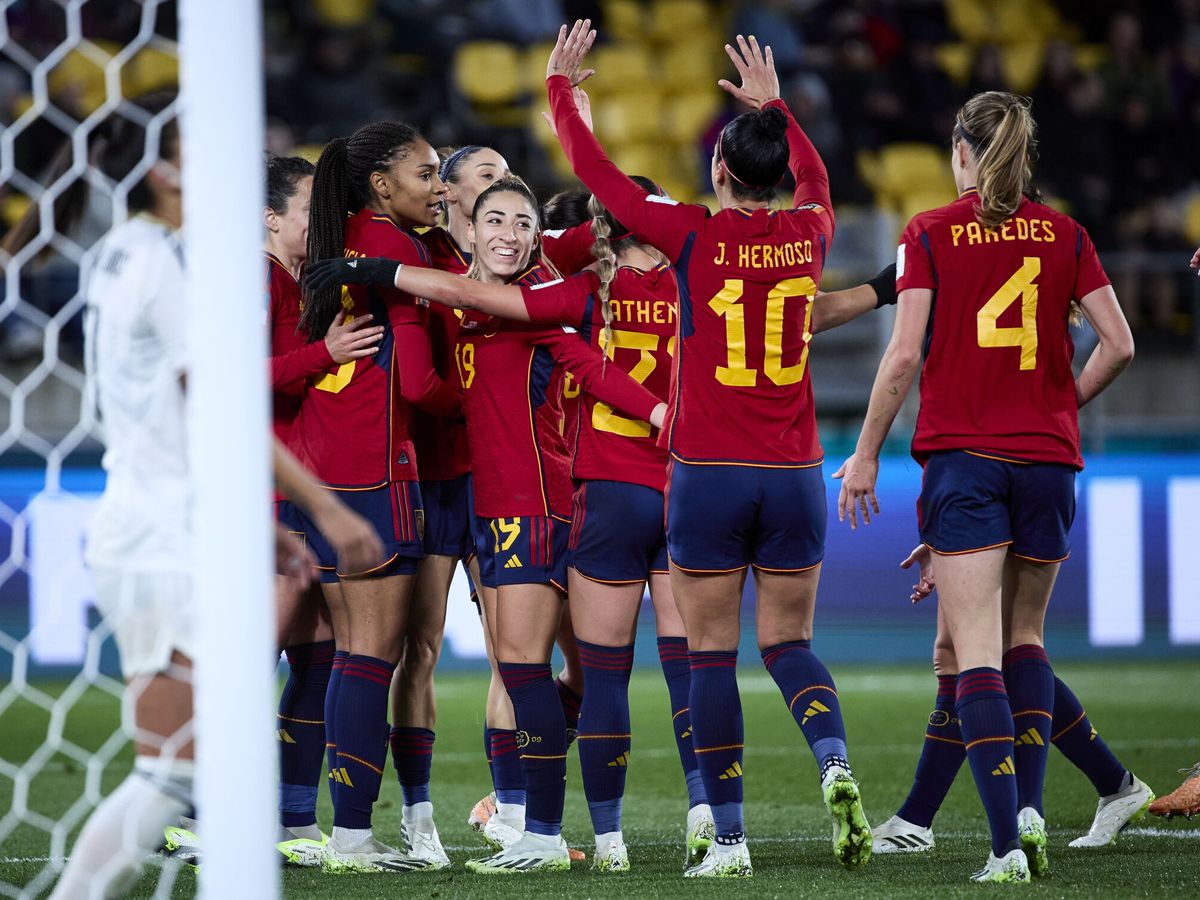 Foto: Las jugadoras de España celebran el triunfo ante Costa Rica. (EFE/Pablo García)