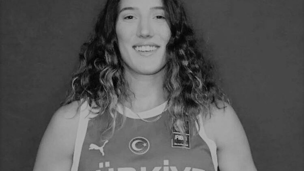 Hallan muerta a una jugadora de la selección de baloncesto de Turquía tras el terremoto