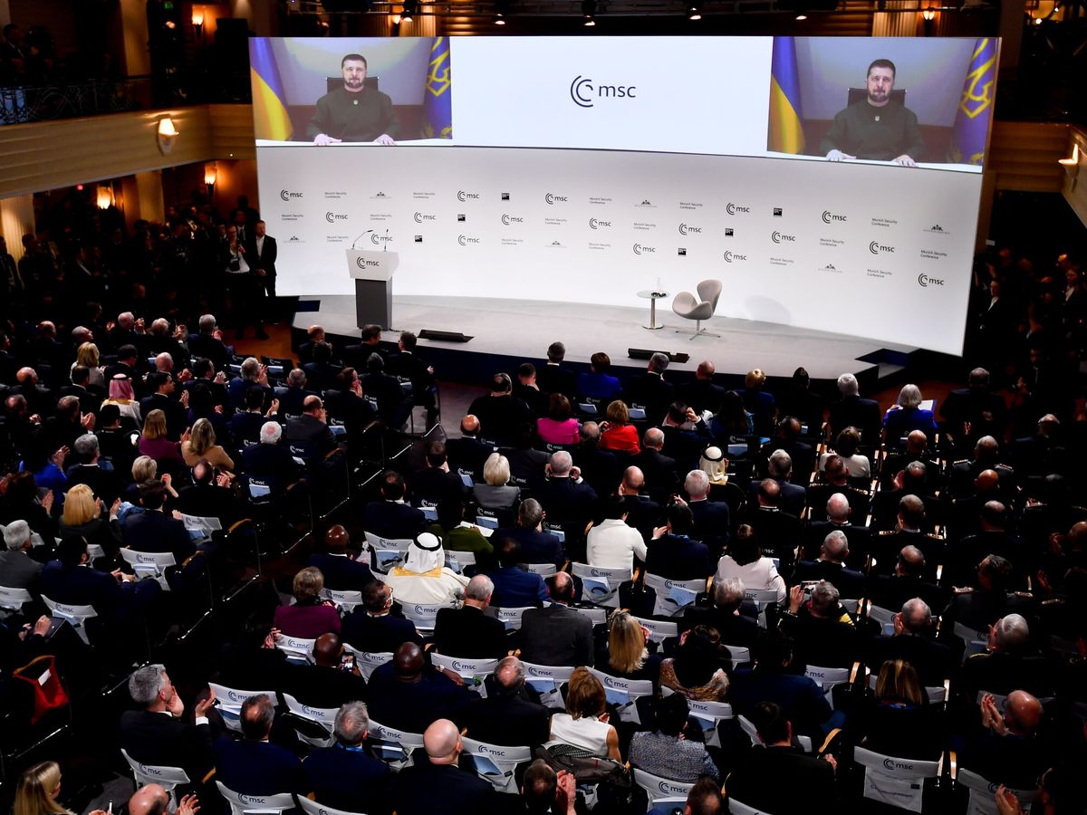 Foto: Intervención de Zelenski durante la Conferencia de Seguridad celebrada en Múnich. (EFE/Anna Szilagyi)