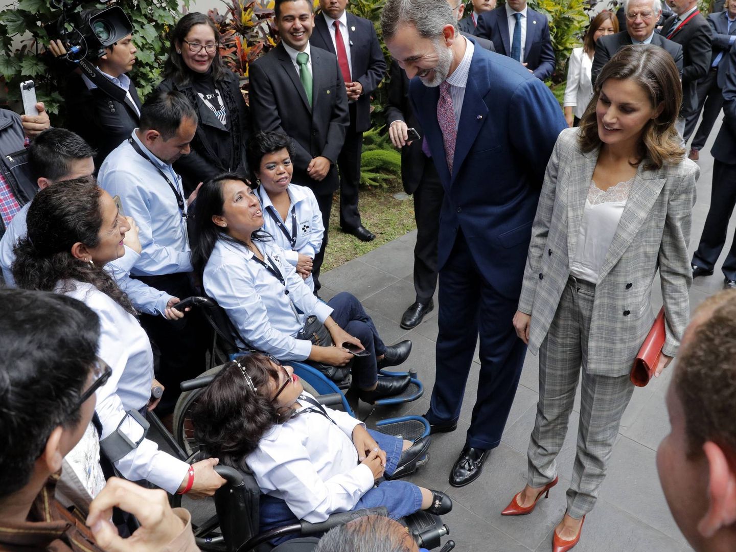  Don Felipe y doña Letizia en Lima. (EFE)