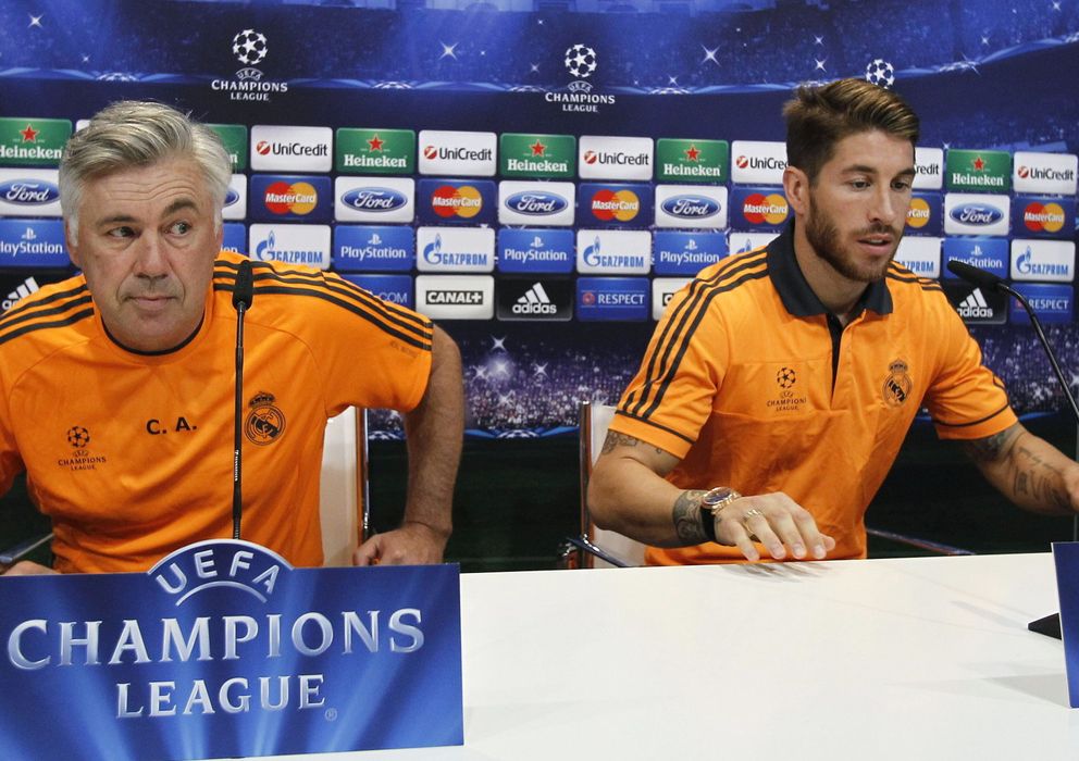 Foto: Carlo Ancelotti junto a Sergio Ramos en la rueda de prensa previa de Champions (Efe).