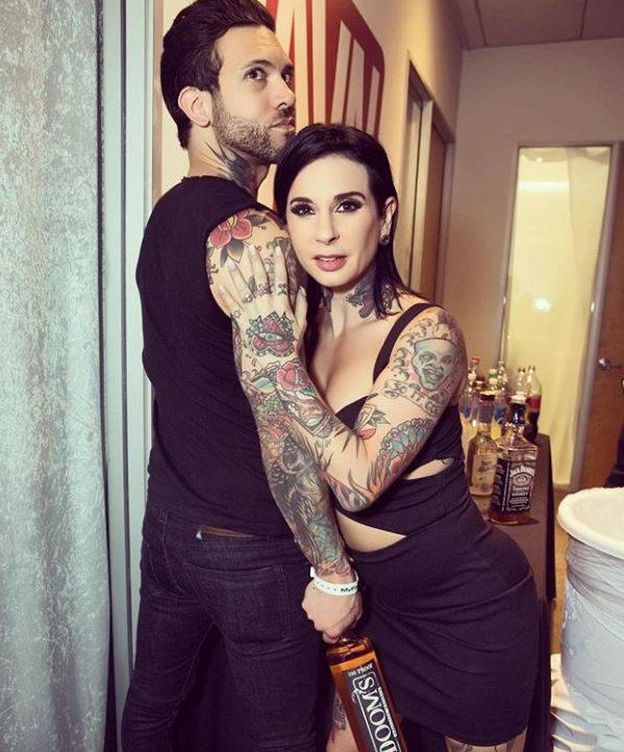 Foto: Joana y Aaron, amor cien por cien pornográfico. (Instagram)
