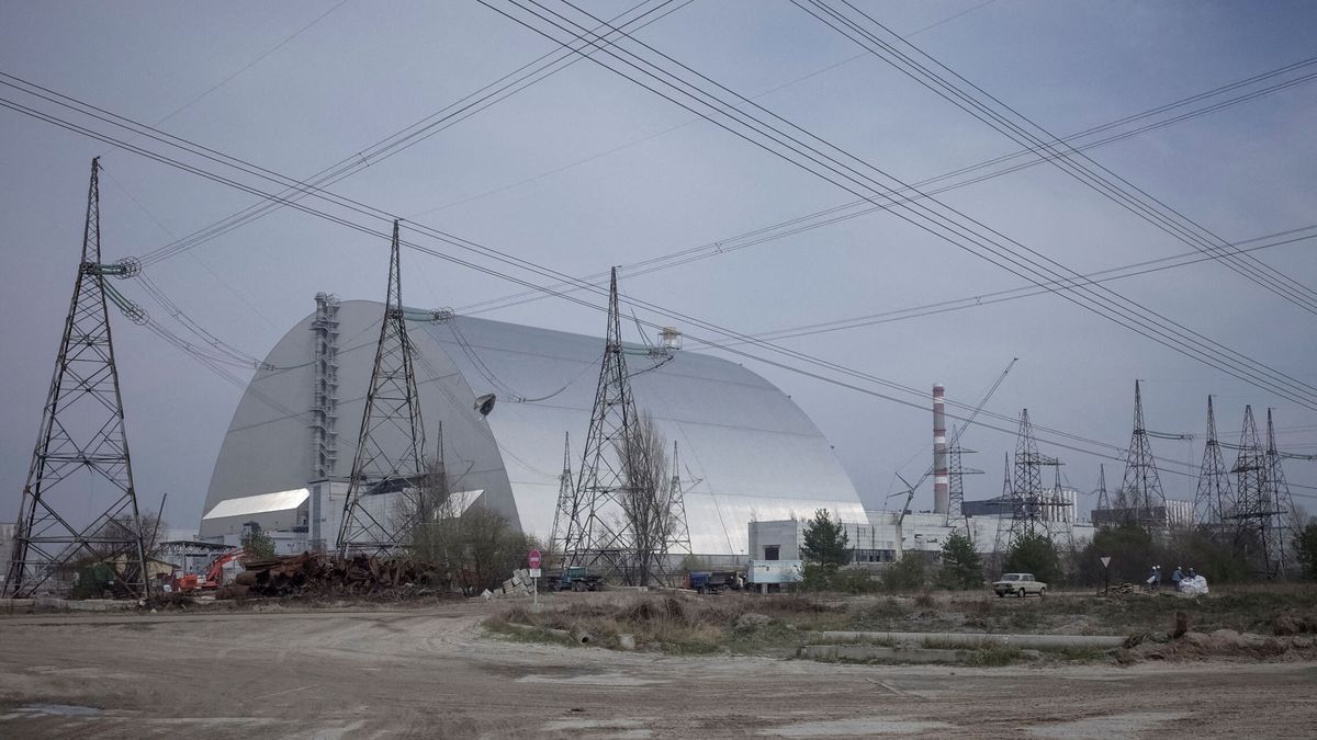 Rusia asegura que Bielorrusia ha logrado restaurar el suministro eléctrico a la central nuclear de Chernóbil