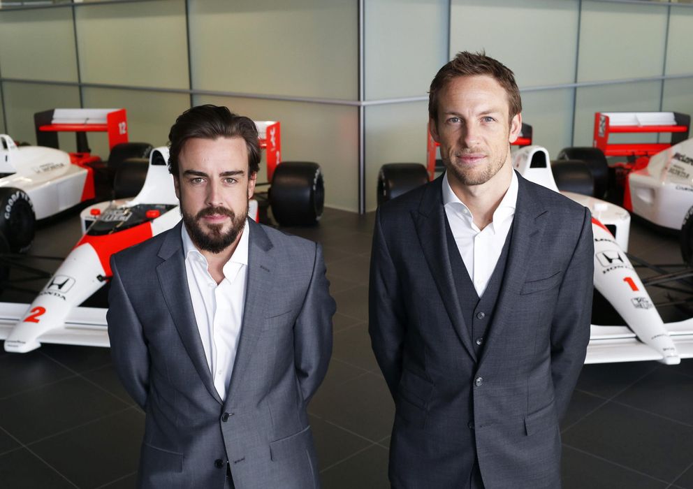 Foto: McLaren y su pareja de pilotos para 2015, Alonso y Button.