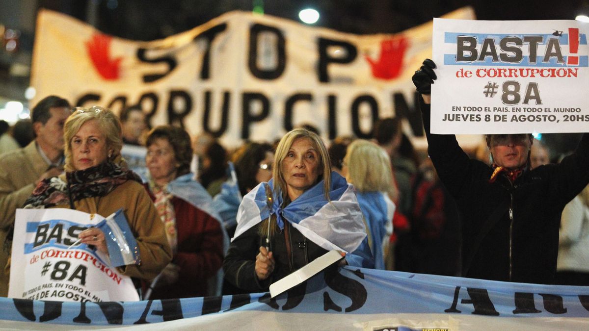 Federalismo 'a la argentina': gobernadores corruptos, sobornos y compra de votos