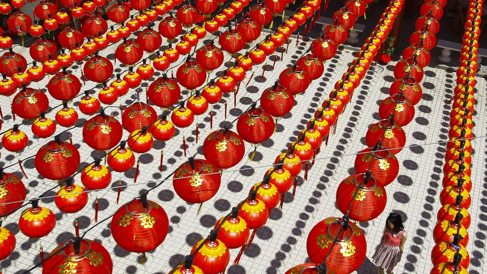 Foto: Farolillos rojos para celebrar el Año Nuevo chino, en una imagen de archivo (EFE)
