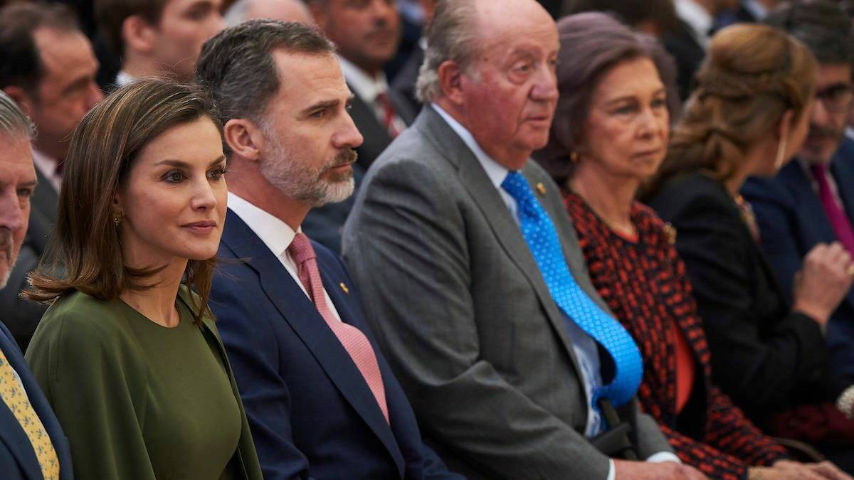 El paso atrás de Juan Carlos y Sofía: no irán con Felipe y Letizia a la coronación de Carlos III