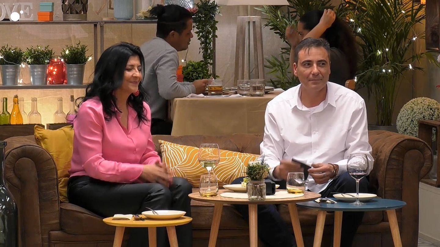 Susana y Rafa, en 'First Dates Café'. (Telecinco)