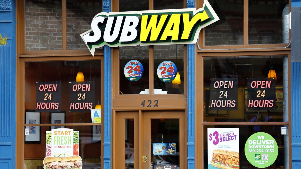 ¿La cadena de comida rápida con más restaurantes? ¿Mc Donald's? No, Subway