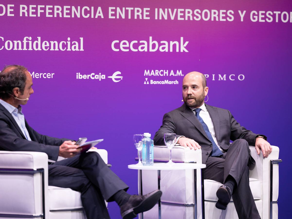 Foto: Javier Molina (El Confidencial) y Carlos Val-Carreres (MyInvestor Value) en la última edición de Ideas con Valor..