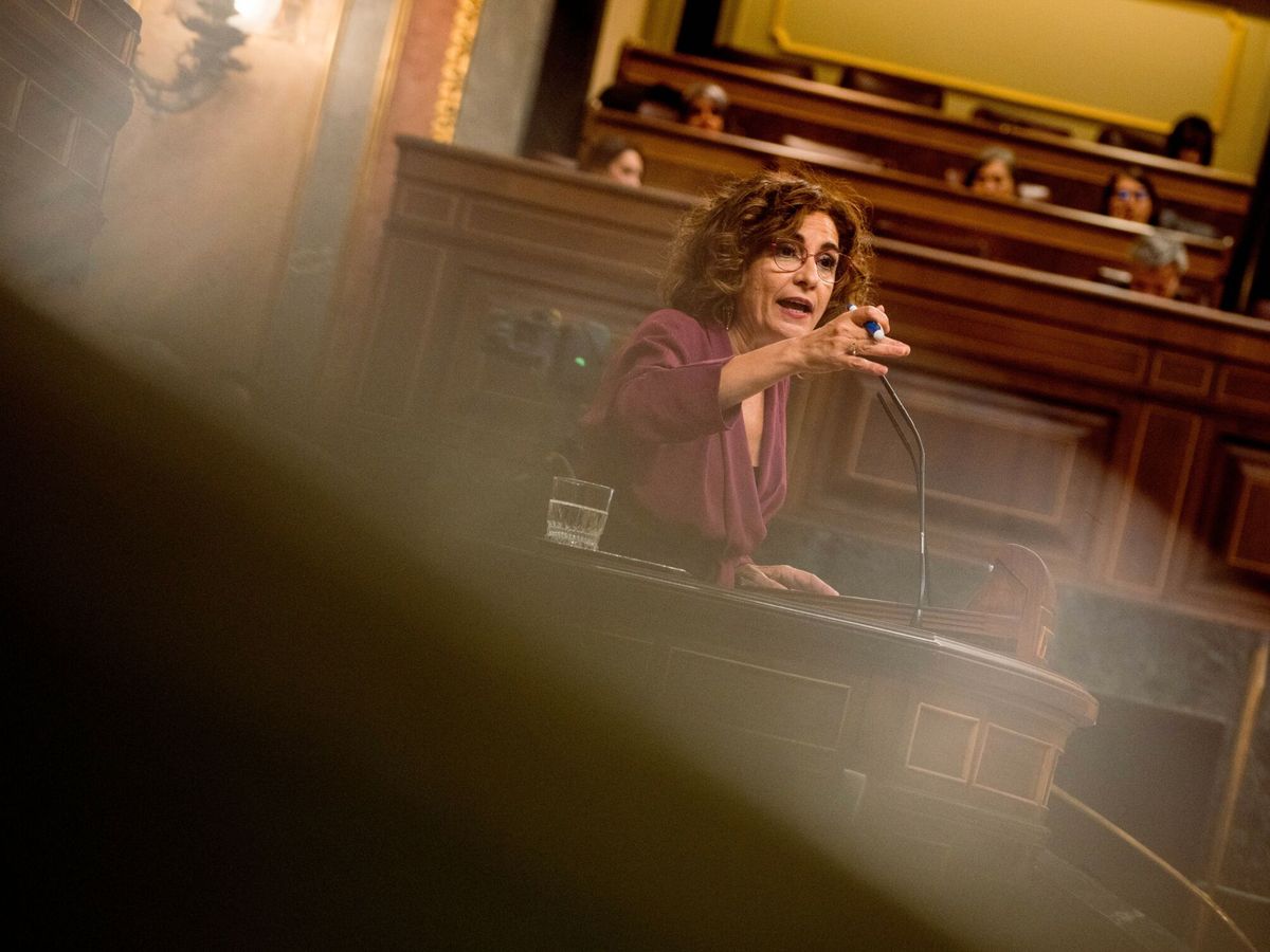 Foto: La ministra de Hacienda, María Jesús Montero, en el Congreso de los Diputados. (Europa Press/Gabriel Luengas)
