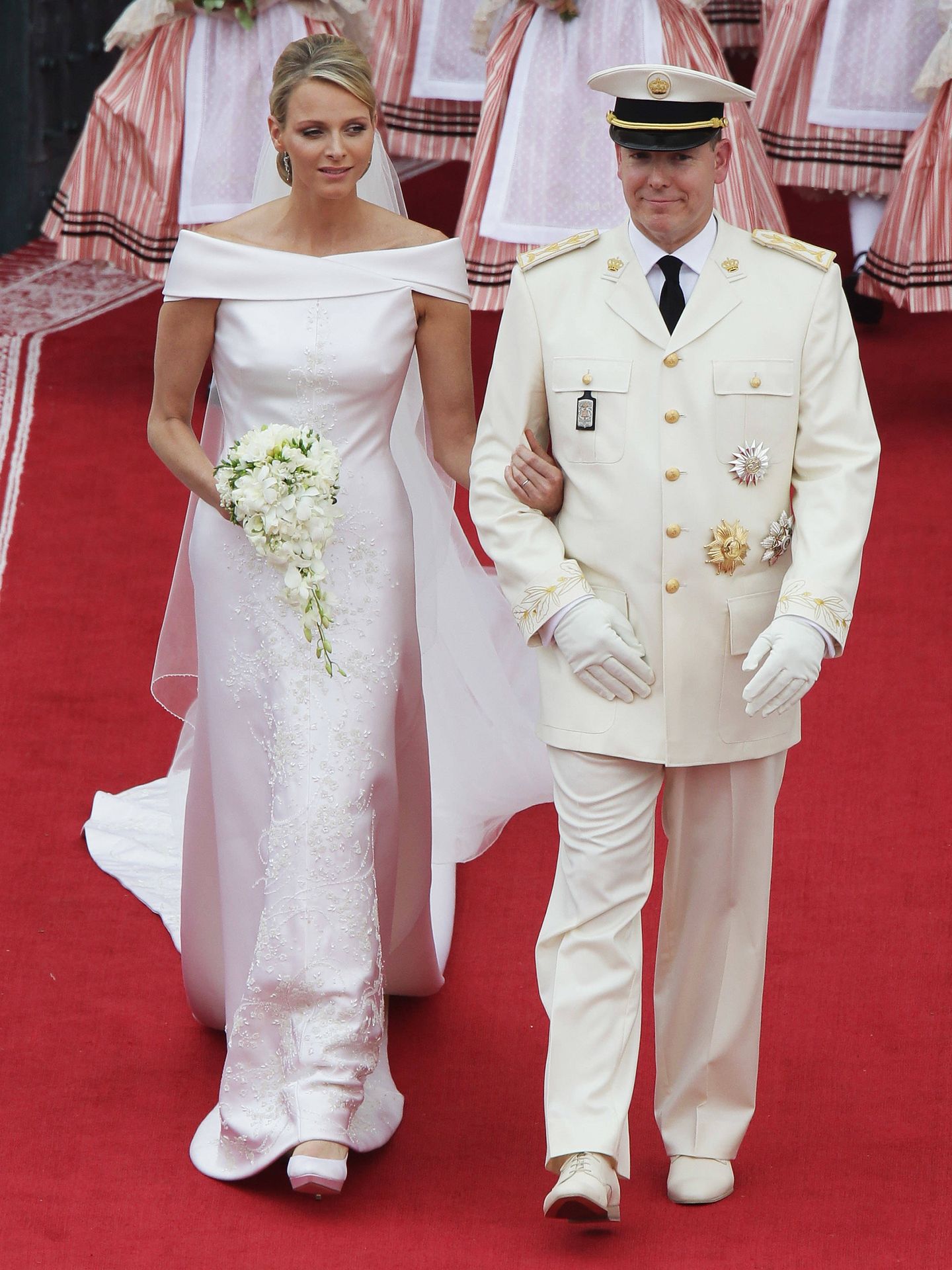 Alberto II de Mónaco y la princesa Charlène, el día de su boda. (Getty)
