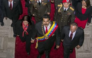 Maduro deja en manos de Dios el catastrófico futuro de Venezuela