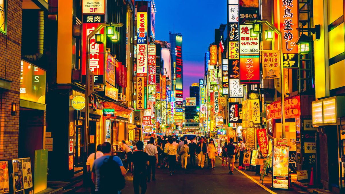 'Geishas' falsas, ciática por reverencias y tópicos desmentidos: viaje por Japón tras su reapertura