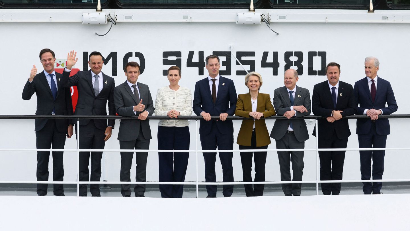 Los líderes europeos, durante el anuncio del proyecto. (Reuters)