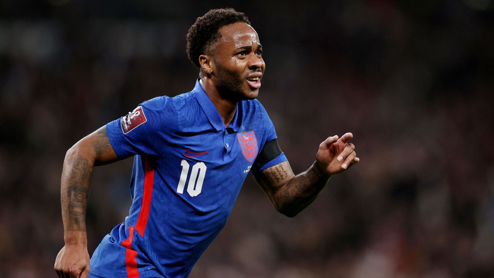 Sterling es un fijo en la selección inglesa. (Reuters/Carl Recine)
