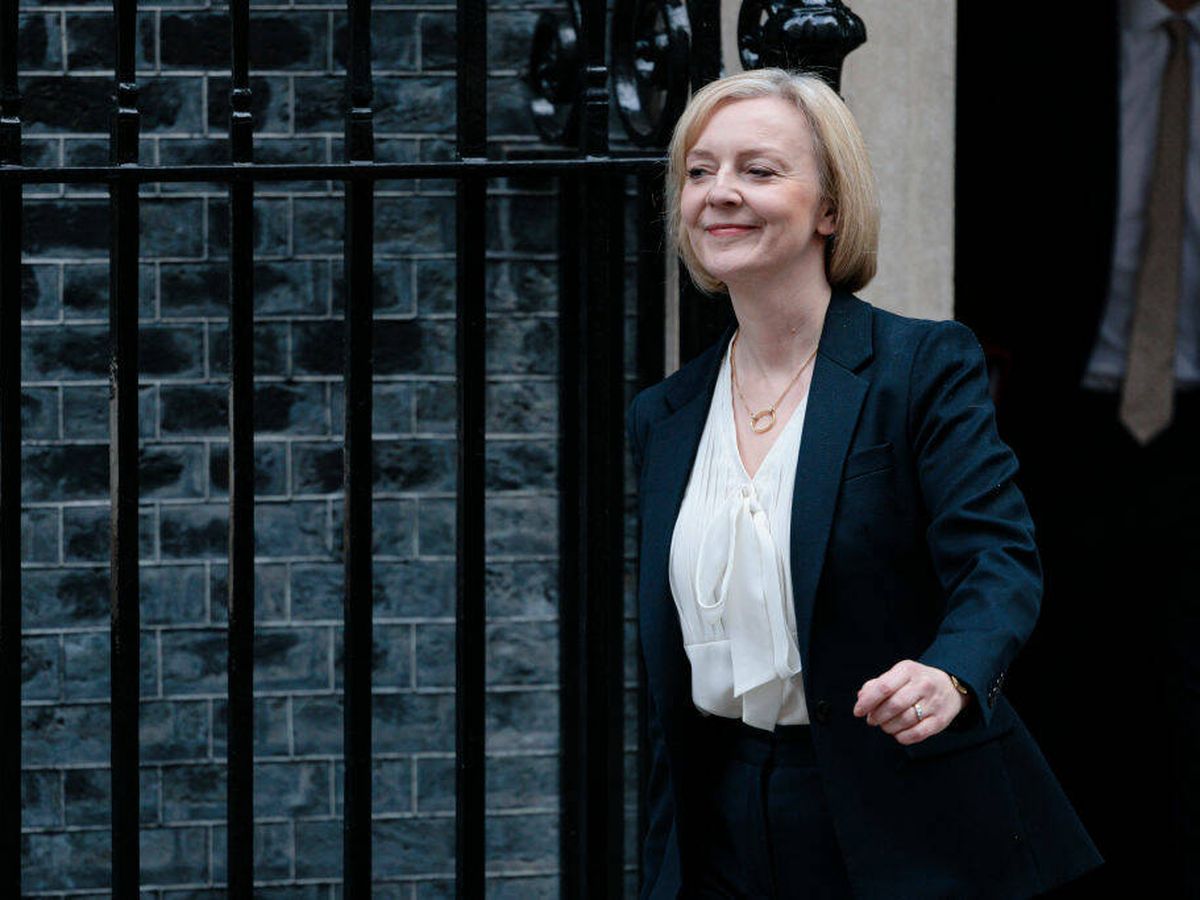 Foto: Liz Truss, a la salida de Downing Street. (Getty)