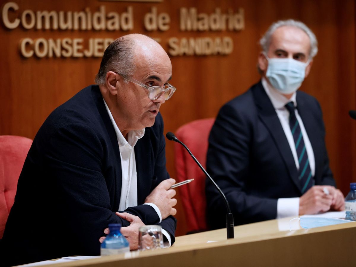 Foto: El consejero de sanidad madrileño actualiza situación epidemiológica en la región.