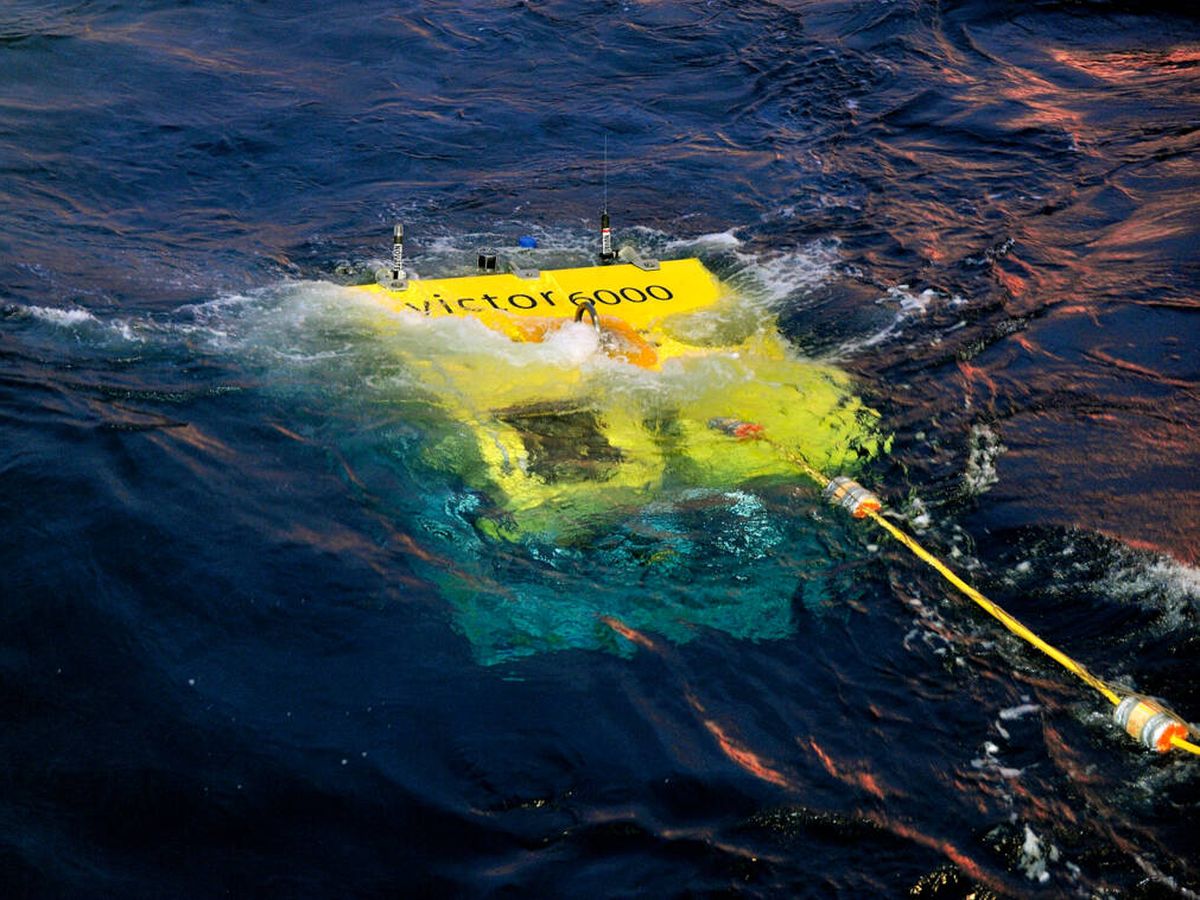 Foto: Se llama Victor 6000 y es el robot autónomo que puede salvar al submarino Titan: así opera el vehículo 'made in Francia'. (flotteoceanographique.fr/Michel Gouillou)
