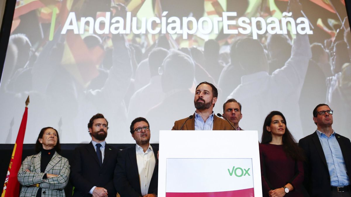 Vox pide desalojar "al socialismo y al comunismo" de la Junta de Andalucía