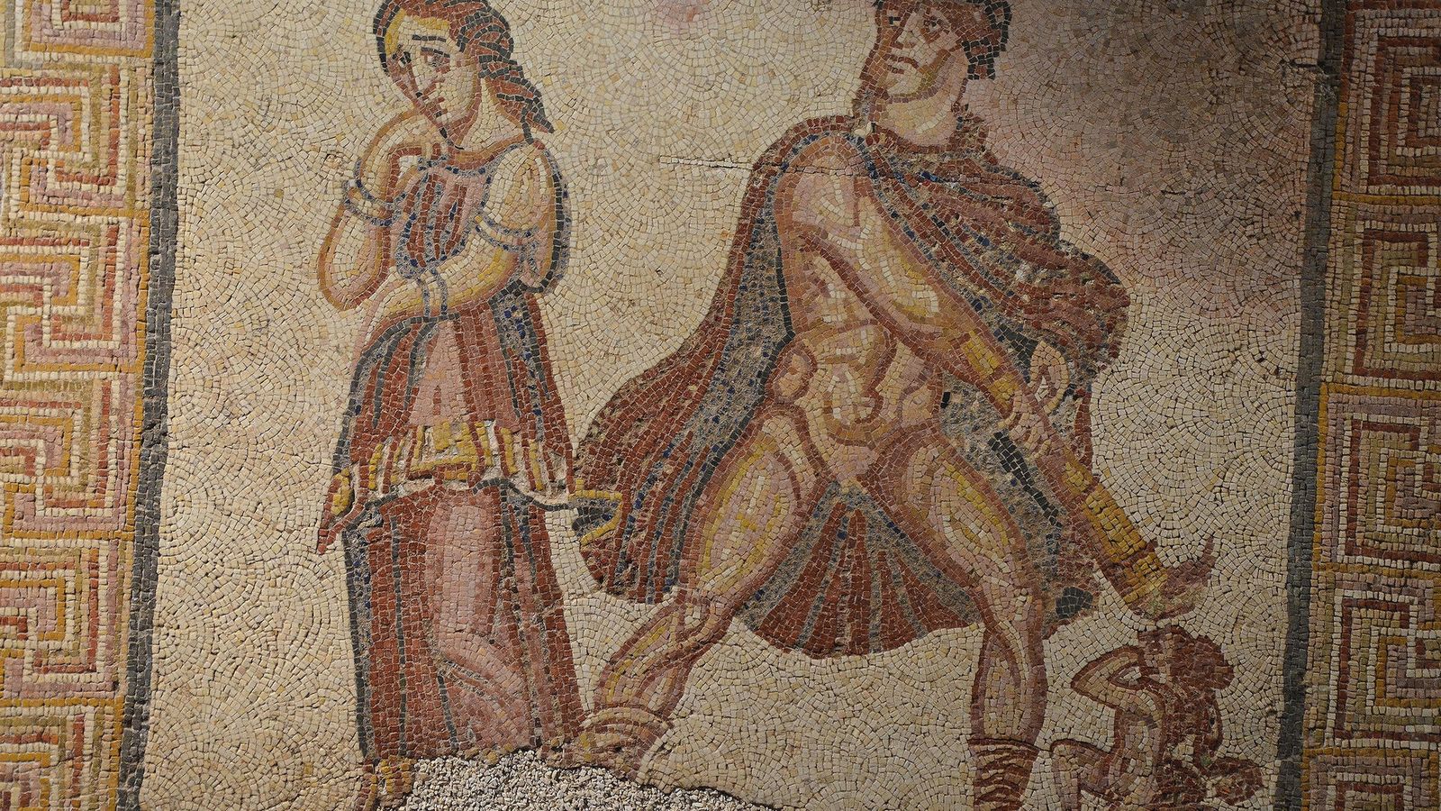 Foto: Mosaico de la Villa Torre de Palma donde aparece Hércules, a la derecha. Puede verse en el Museo Nacional de Arqueología de Lisboa (CC/Flickr/Carole Raddato)