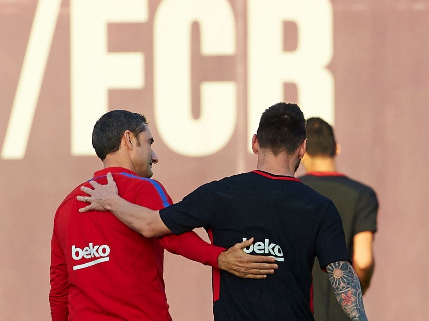Ernesto Valverde se entiende maravilla con Leo Messi. (EFE) 