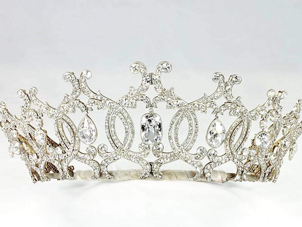 Foto: La tiara de la duquesa de Portland. (Instagram/@harley_gallery)