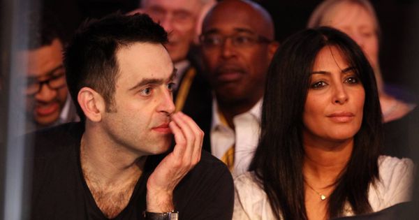 Foto: El jugador de snooker Ronnie O'Sullivan junto a su esposa. (Cordon Press)