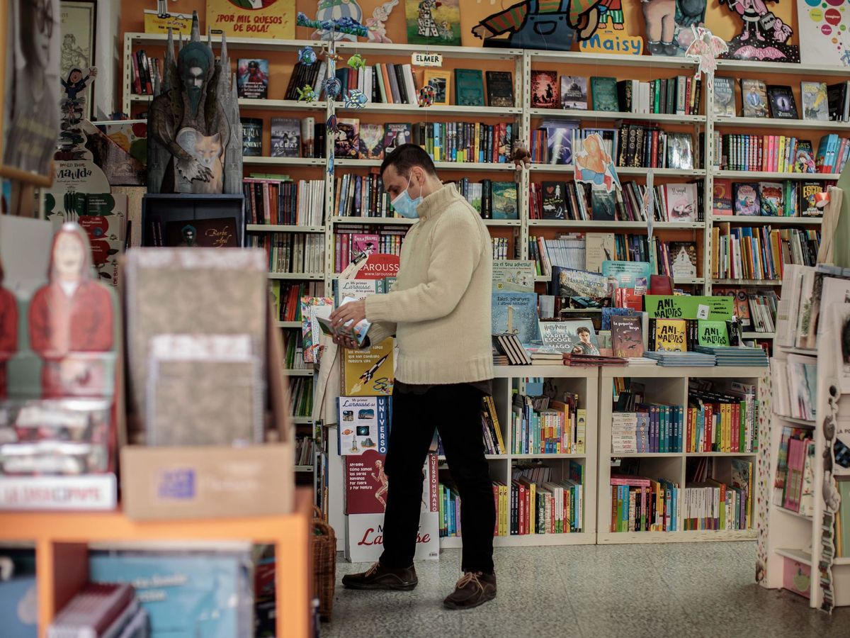 Foto: Librería La Traca, en Valencia (EFE)