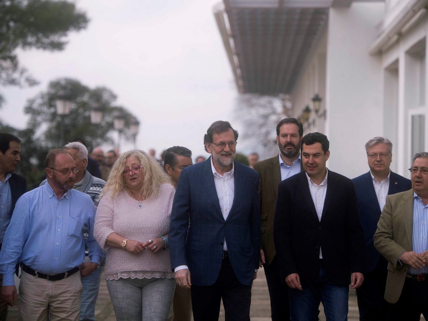 El presidente del Gobierno, Mariano Rajoy, a su llegada a la convención sobre la prisión permanente. (EFE)