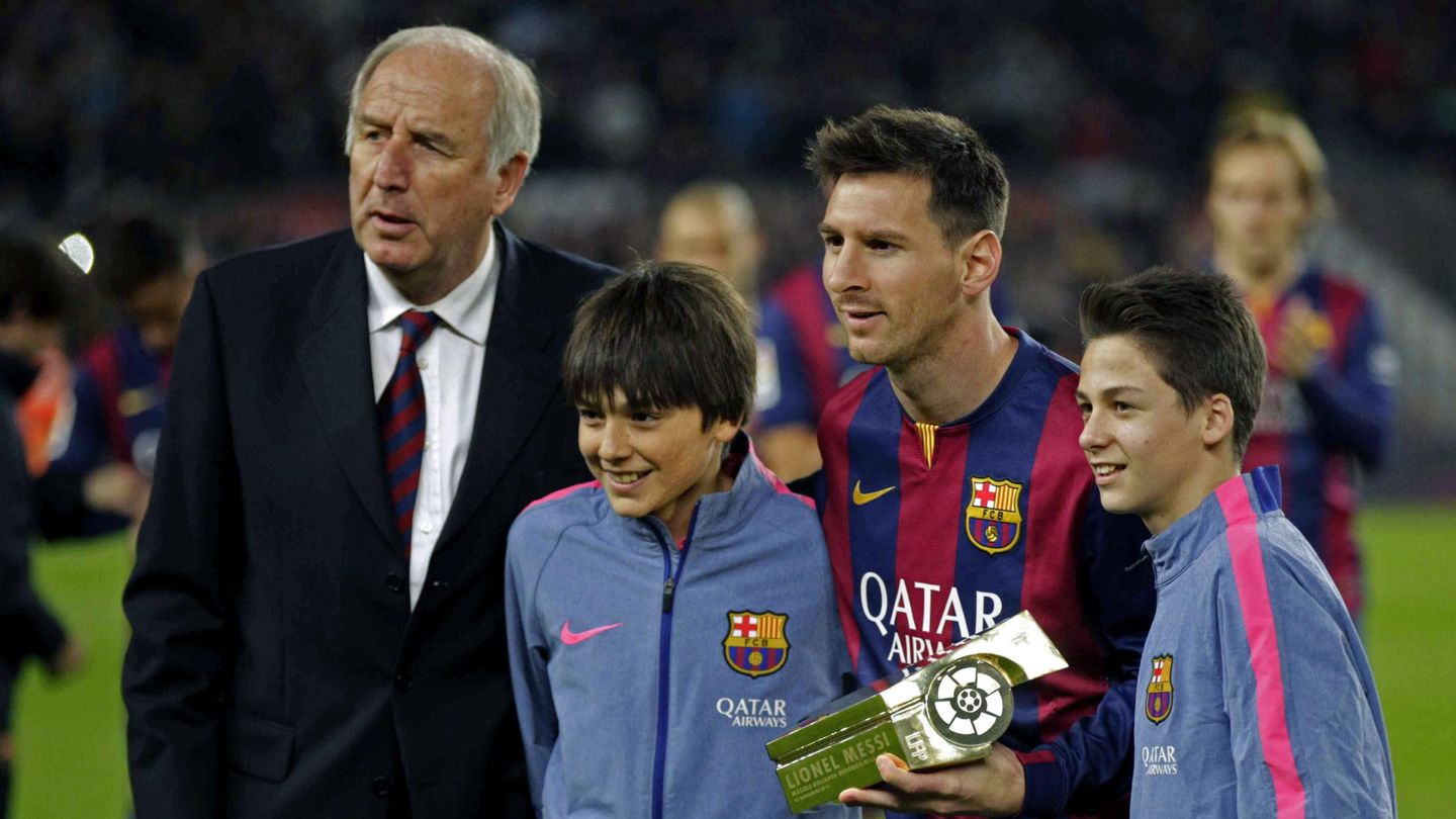 Carles Rexach, con Messi, en el 2017. (Efe)