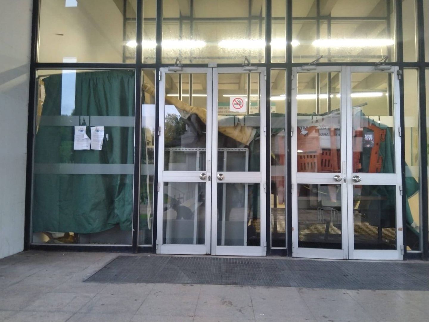 Barricada en la Universidad Autónoma de Barcelona, la semana pasada. (Twitter)