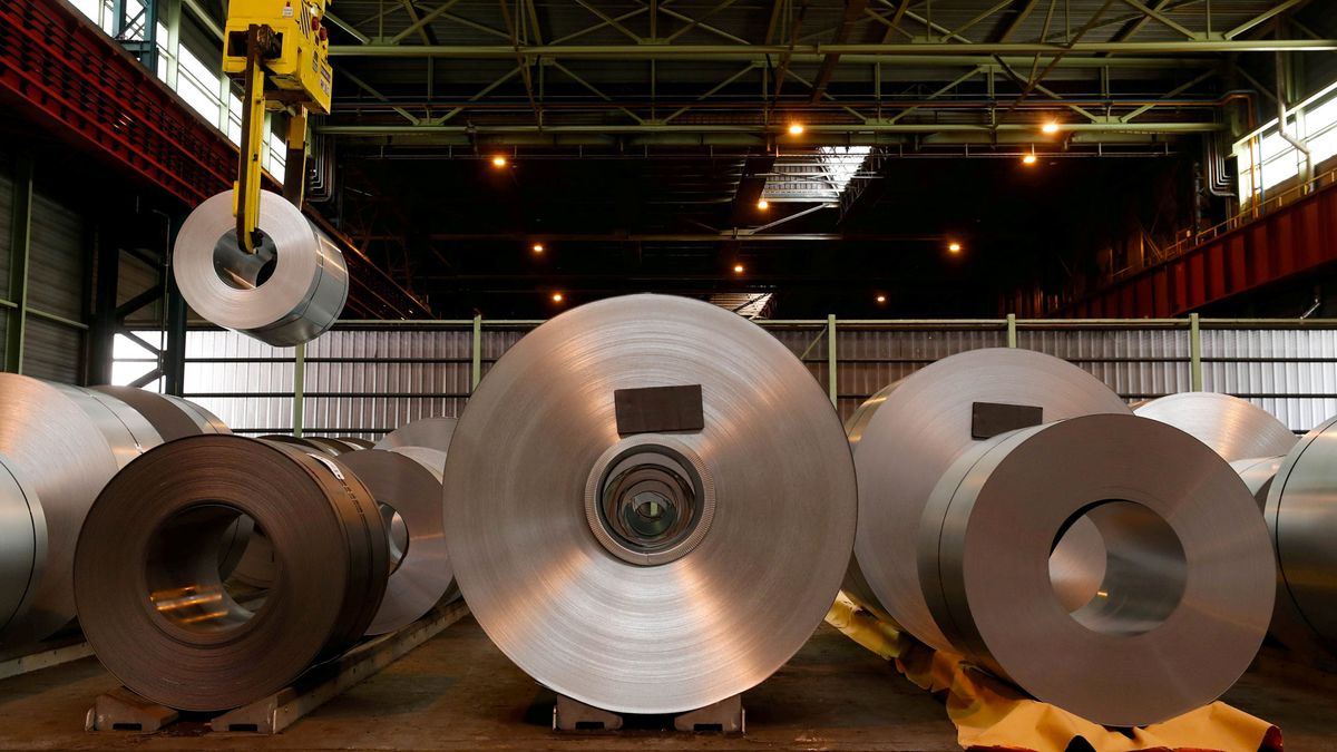 Arcelor, a la cola del Ibex tras mejorar su oferta por la india Essar Steel