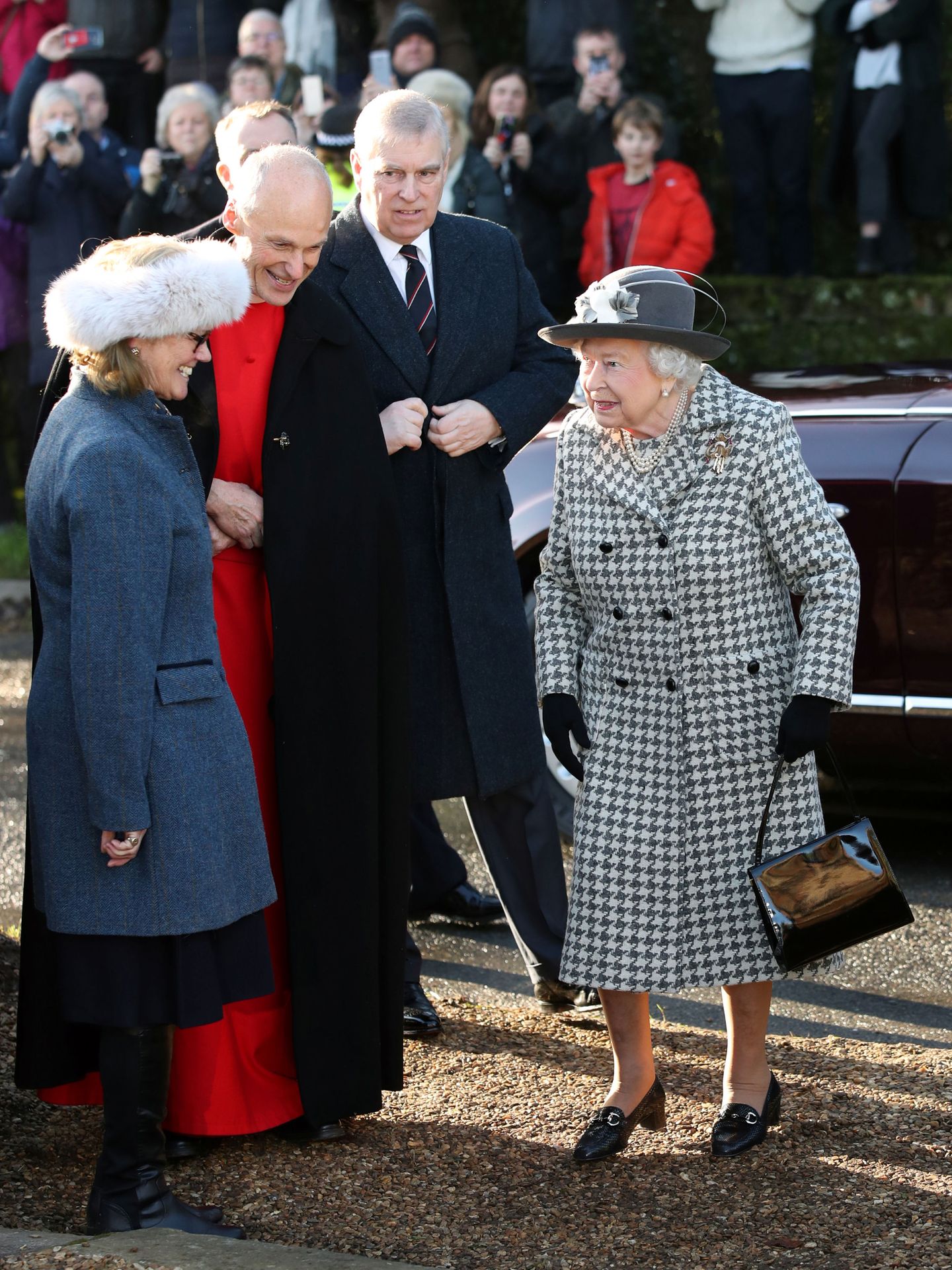 La reina Isabel y el príncipe Andrés. (Reuters/Chris Radburn)
