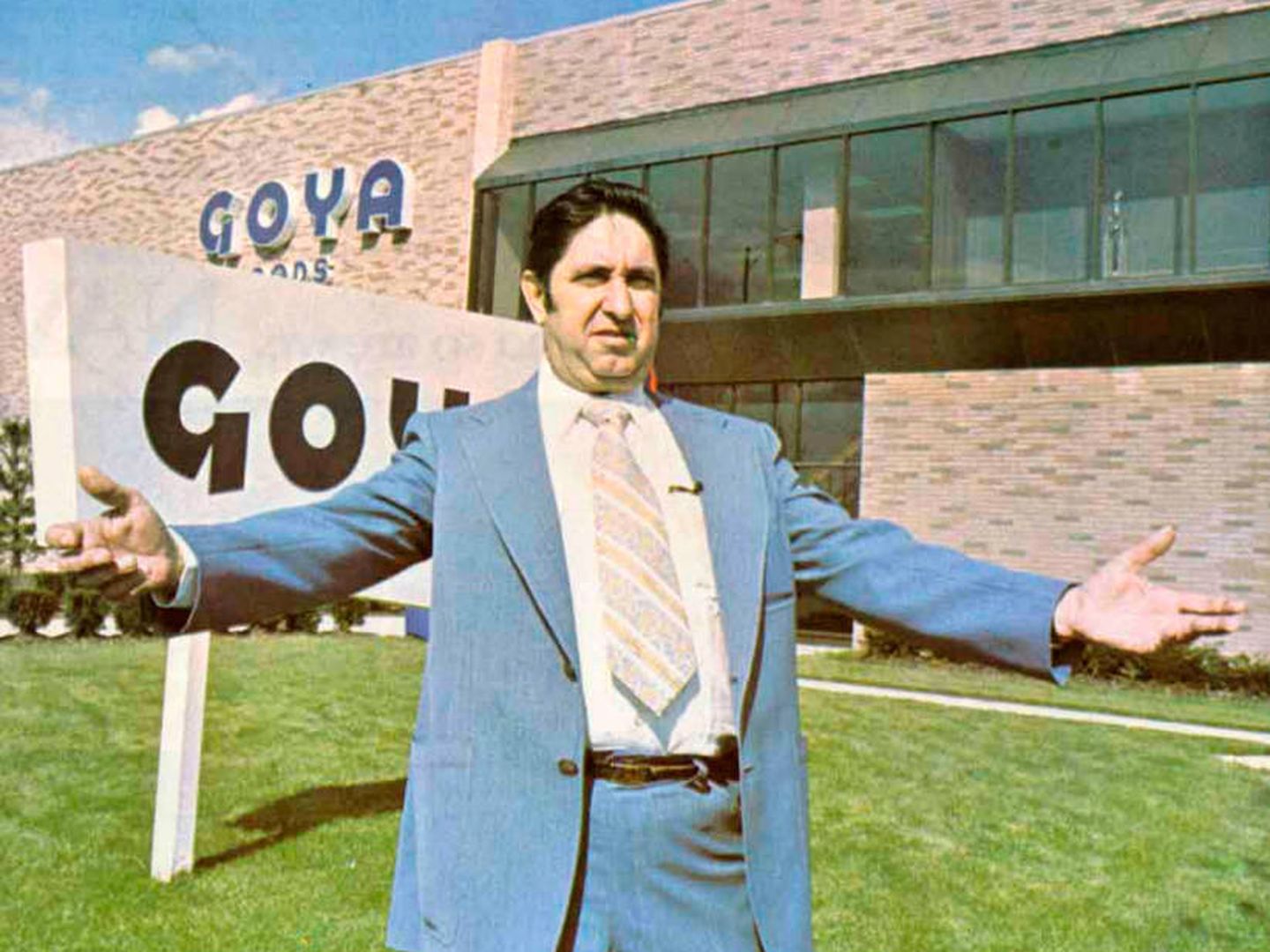 Joe Unanue, durante la inauguración de las nuevas oficinas en Nueva Jersey en 1974. (Goya)