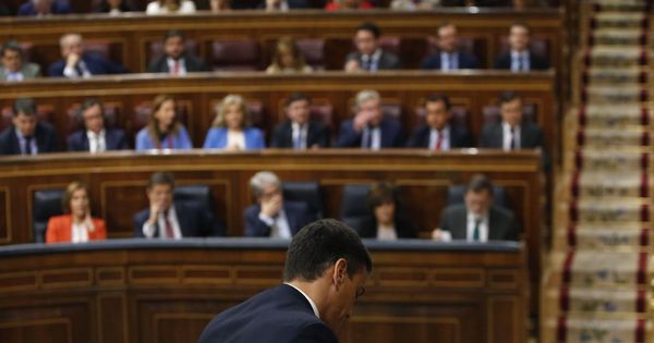 Foto: Pedro Sánchez, tras su intervención en el Congreso. (EFE)