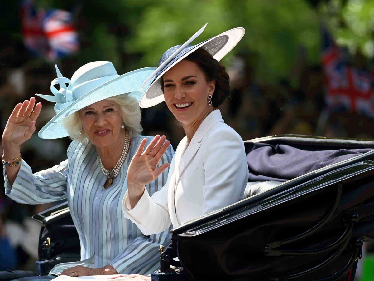 Foto: Kate Middleton y Camila, en la celebración del Jubileo de Platino de la reina. (EFE/Neil Hall)