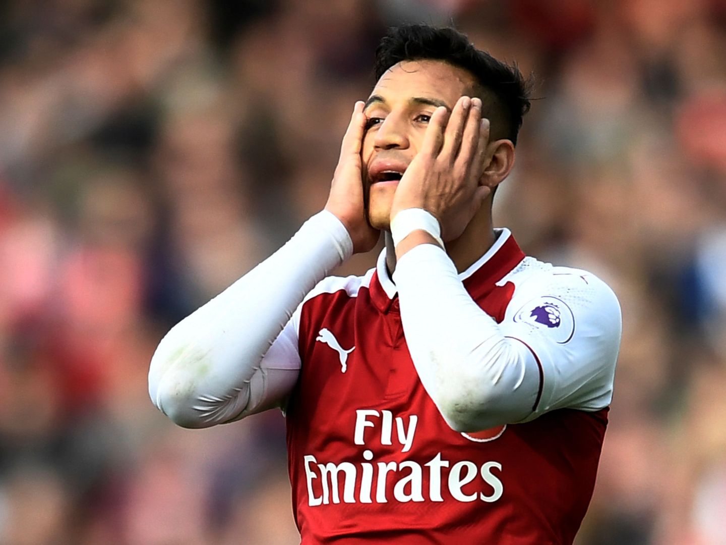 Alexis es el jugador clave de un Arsenal venido a menos. (Reuters)