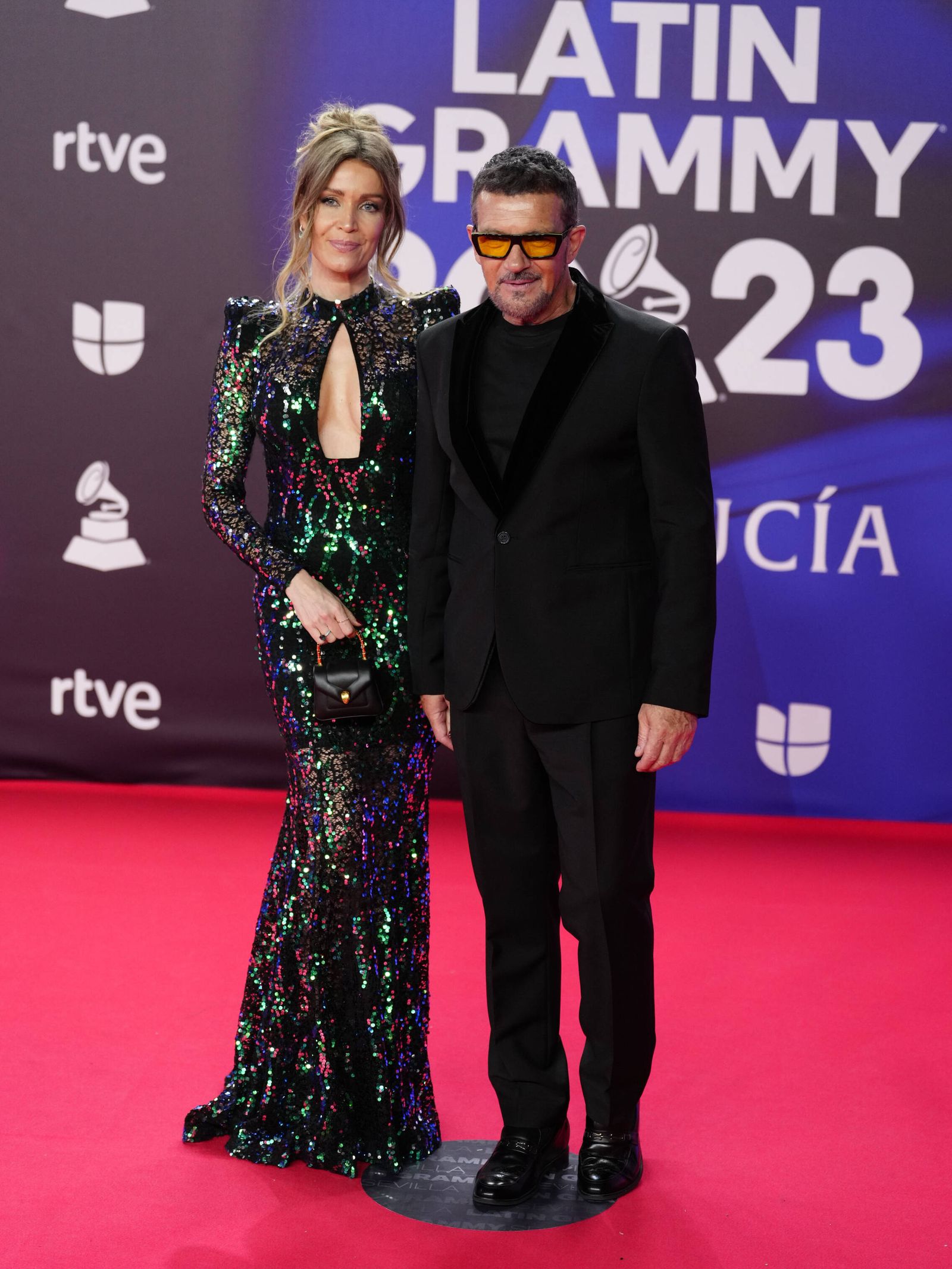 Antonio Banderas y Nicole Kimpel. (LP)