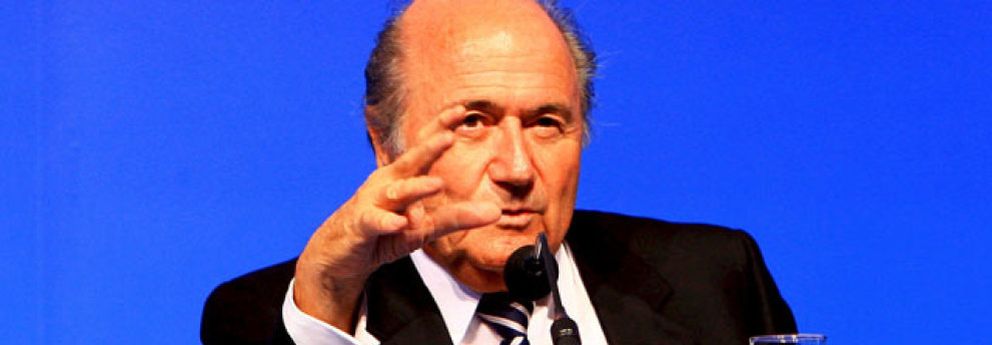 Foto: El Congreso de la FIFA respalda por amplia mayoría la regla 6+5 de Blatter