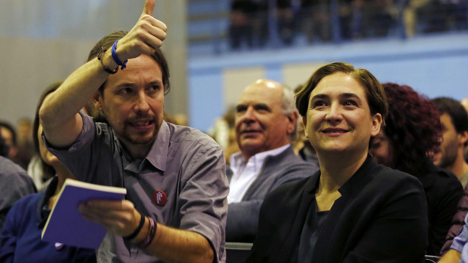 Foto: Ada Colau y Pablo Iglesias, durante un acto de la campaña del 20-D. (EFE)