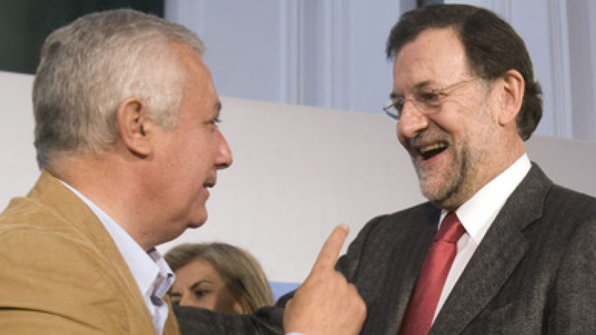 Rajoy y Arenas diseñan una estrategia de acoso y derribo a Chaves y Griñán por los EREs falsos