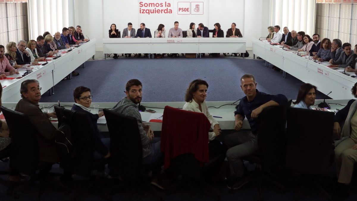 El PSOE cree que ERC y PDeCAT deberían dejar su acta en Madrid "por coherencia"