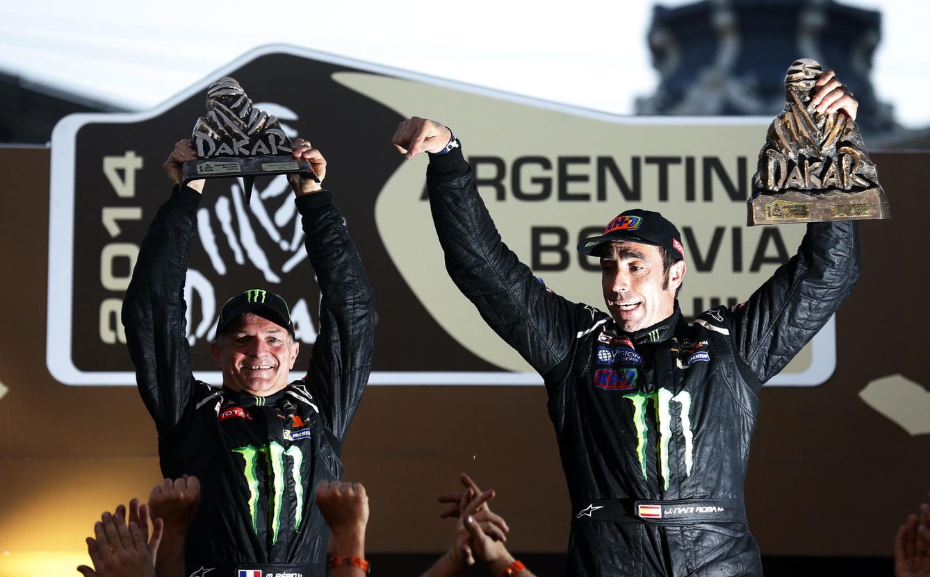 Después de ser el primer español en ganar el Dakar en moto, en 2014 llegó el triunfo en coches. (EFE)