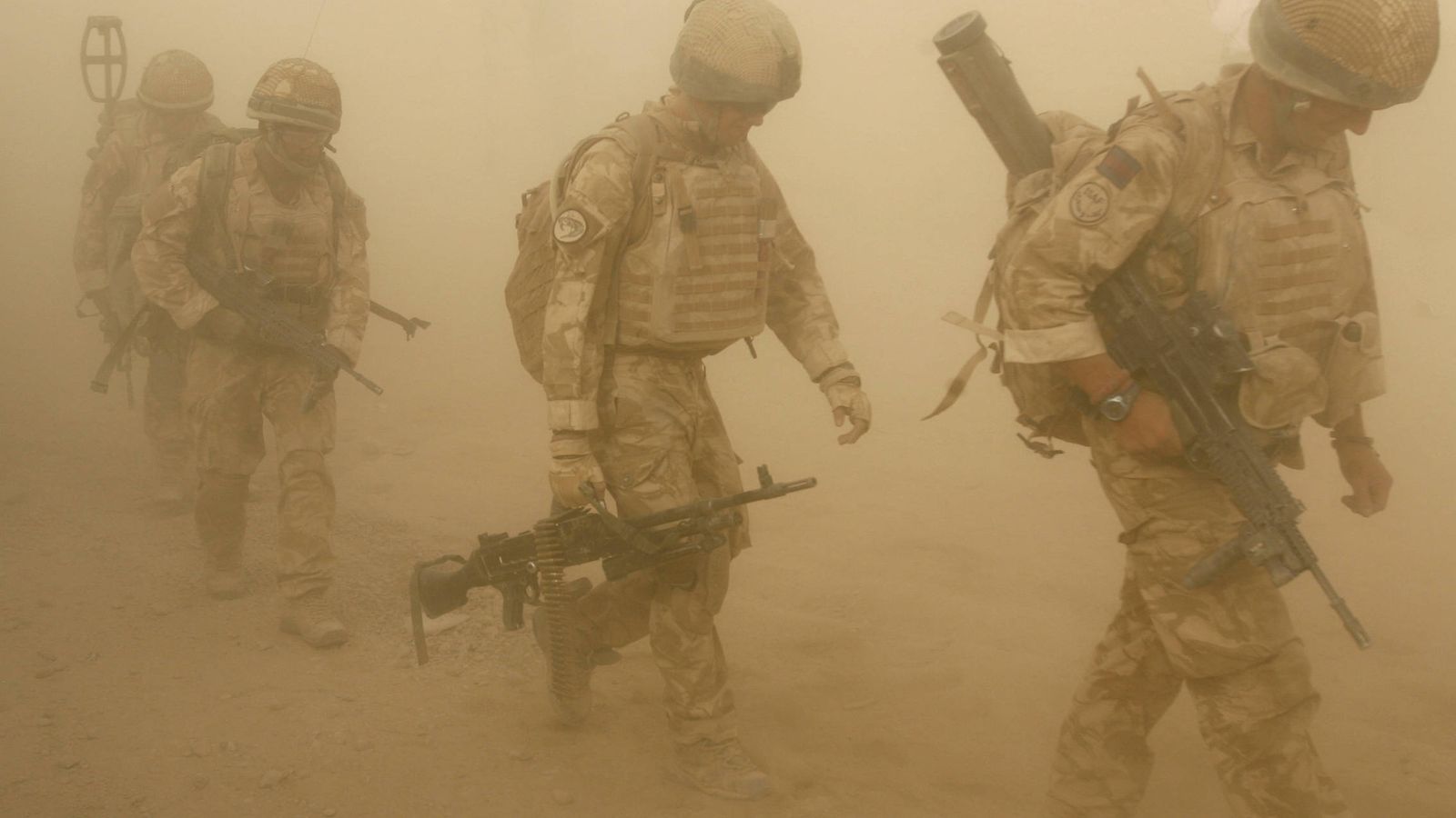 Foto: Soldados británicos durante una operación en Malgir, provincia de Helmand, Afganistán (Reuters).